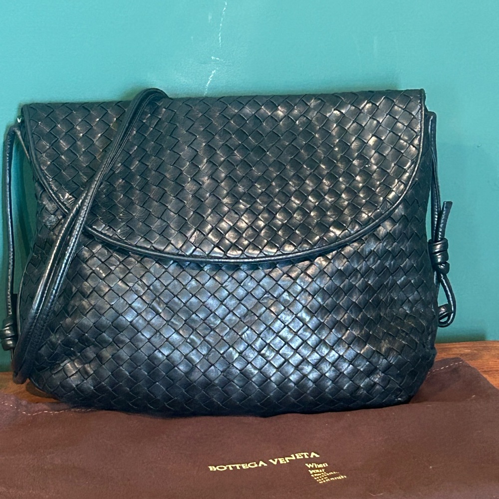 Vintage Bottega Veneta intrecciato Dark leather Woven Shoulder Bag with Dust bag